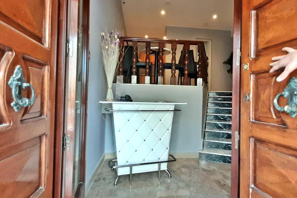 Caro Boutique Guest House San Gwann Экстерьер фото