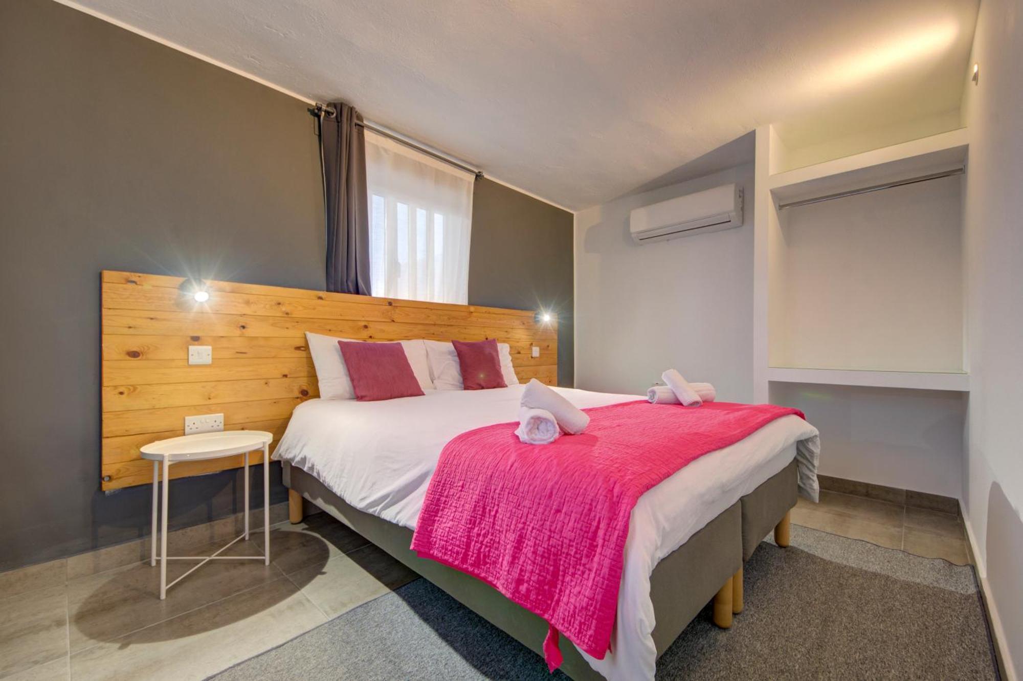 Caro Boutique Guest House San Gwann Экстерьер фото