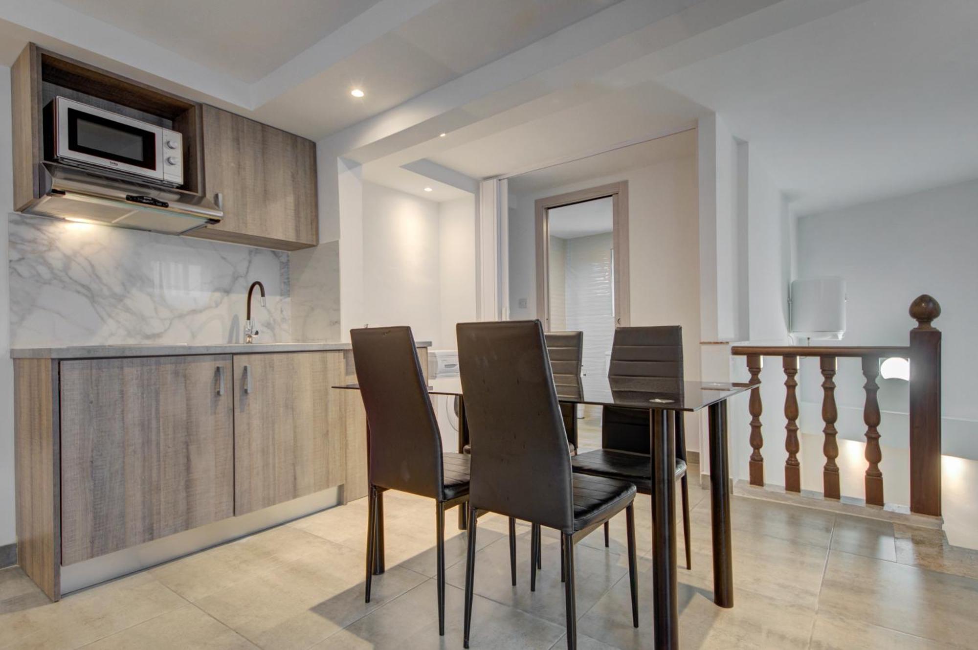 Caro Boutique Guest House San Gwann Экстерьер фото